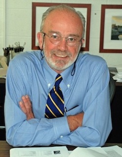 Jorge E. Albina